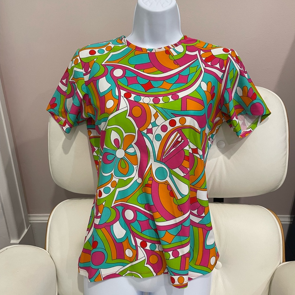 Jude Connally flattering, easy t shirt